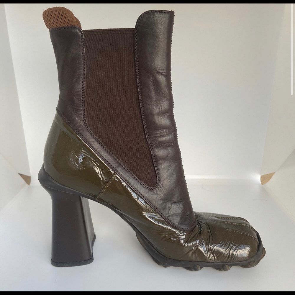 ISO MIU MIU HEELS